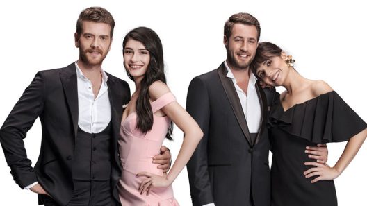 مسلسل الطبقة المخملية الحلقة 8 مترجم