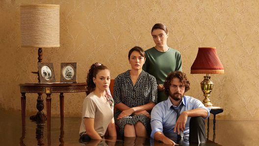 مسلسل شقة الابرياء الحلقة 18 مترجم